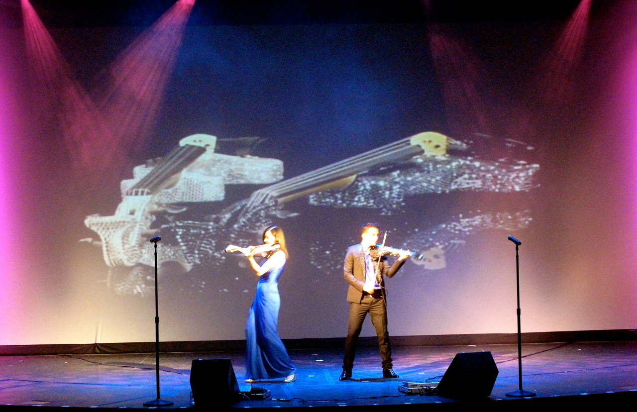 Linzi Stoppard Light’s Up The Runway At Virtual Fashion Show